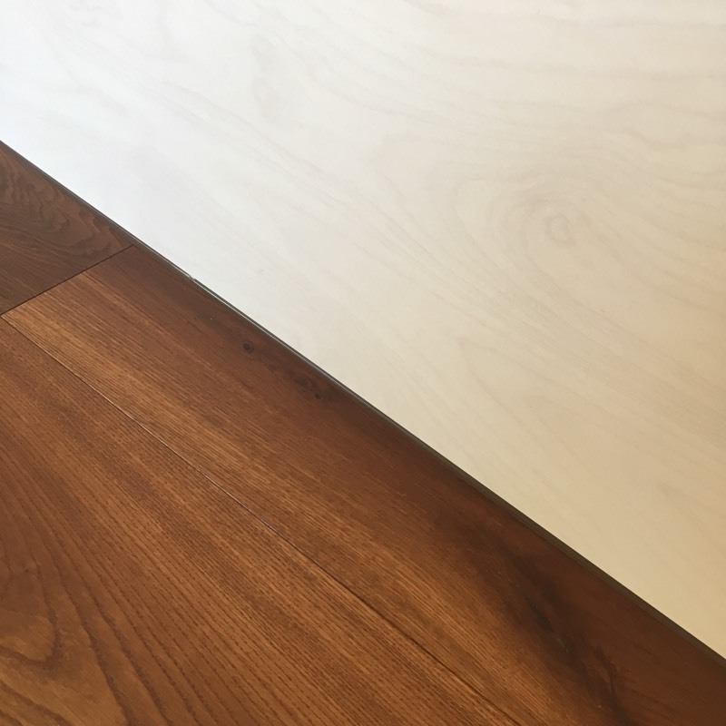 p&otilde;randaliistuta seinapaneel